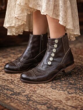 Sendra Dark Brown Leather Ankle Boots with Button Accents 100th ANNIVERSARY RARE